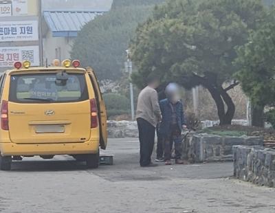 인천 강화 사전투표소에 노인들 ‘실어나르기’ 의혹…경찰 조사 중