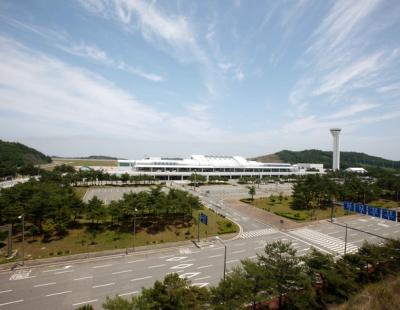 양양국제공항, 단체관광객 무사증 입국 연장 승인···내년 5월 말까지 1년 더 늘어나