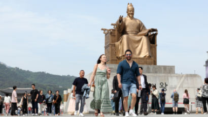 [사진] 1분기 외국인 관광객 340만, 팬데믹 후 최대