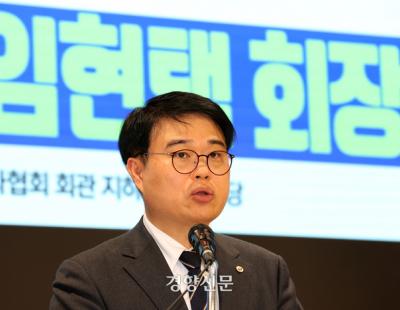 의대 증원 규모 ‘2000명’보다 줄었지만…의협 회장 “의료농단”