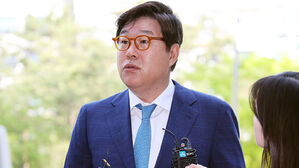 [속보] 검찰, '이화영 뇌물공여·대북송금' 김성태에 징역 3년 6월 구형