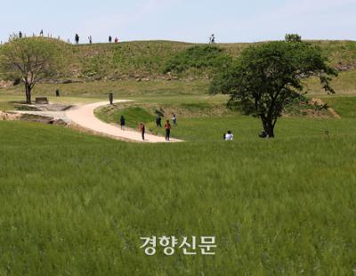 구름 많다가 차차 맑아져…“큰 일교차 유의하세요”