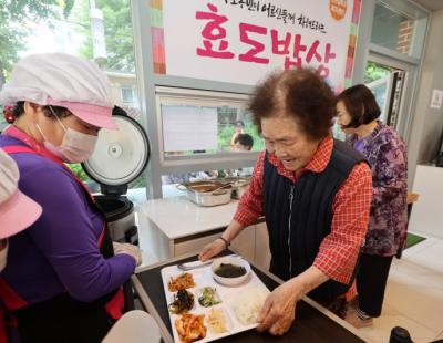 어르신 한 끼 위해 ‘반찬공장’ 차린 마포구