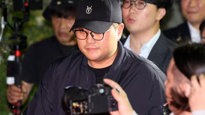 [속보] 경찰 조사 마친 김호중 “죄지은 사람이 무슨 말 하겠나…죄송”