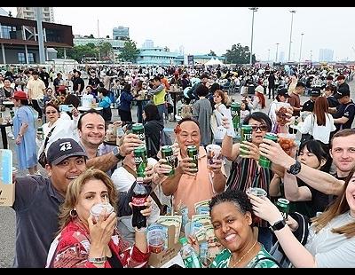 인천 맥강파티 해외 관광객 1만명 참석…“140억 경제 효과”