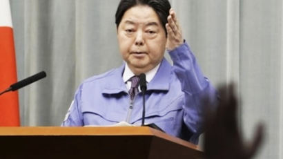 日관방장관, 대북 라디오 방송용 납북자 메시지 녹음