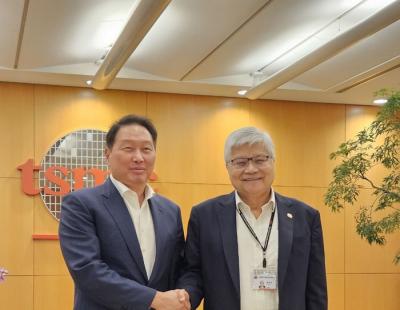 최태원 TSMC 회장 만나 “AI 시대 초석 함께 열어가자”