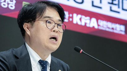 의협회장 "이 여자 제정신입니까"…의사 유죄 내린 판사 저격