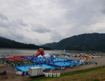 인제 더워지면 언제 축제 여나…겨울 빙어 낚시 대신 초여름 캠핑