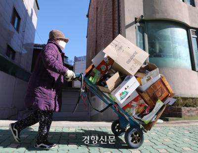 서울 전 자치구에 ‘폐지 수집 노인 일자리 전문기관’ 생긴다