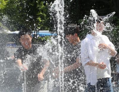 서울 낮 최고 32도…남부지방 장맛비