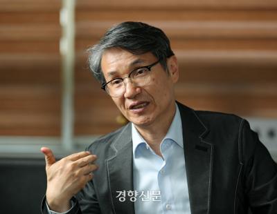 [단독] 김건희 여사 명품선물 접견 의혹 관련자 더 있다