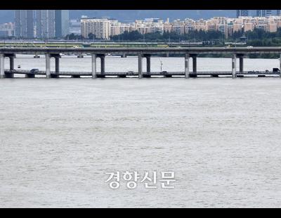 [현장 화보] ‘높아지고, 방류하고’…집중호우 속 한강과 춘천댐