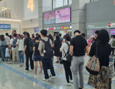 ‘IT 대란’ 인천공항 항공기 52편 지연·6편 결항…“현재 정상화”