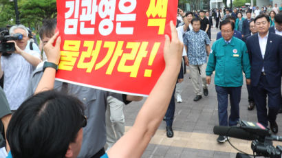 민생토론회 尹 무응답에 전주·완주 통합 문전박대…김관영 '사면초가'