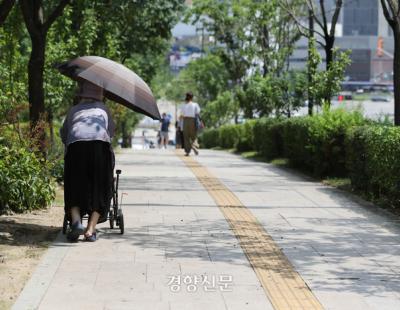 입추 지났지만 지글지글 끓는 날씨···주말 내내 무더위