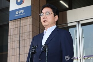 尹대통령, 심우정 검찰총장 후보 지명…沈 "김건희 여사 수사, 증거·법리 따라 원칙 지킬 것"