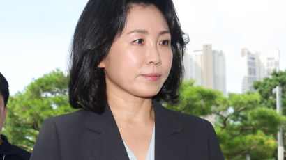 '재판기간 만료' 하루 앞두고 변론 재개…김혜경 1심 선고 연기