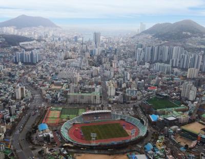 구덕운동장에 아파트 고집하던 부산시 “공론에 따르겠다” 급선회…배경은?