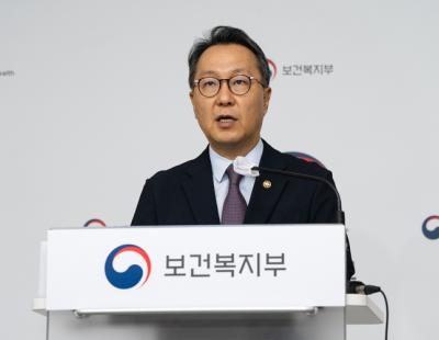 정부, “응급실 근무 총 의사 수 감소, 지난 2월 전공의 이탈 때문”