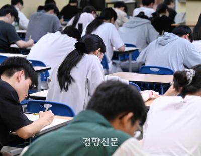 ‘n수생’ 수능 응시자 21년만에 최대···의대 증원 등 여파