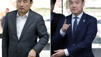 '조민 포르쉐'  강용석·김세의, 대법원서 무죄 확정