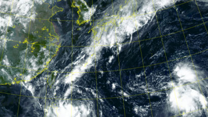 강력해진 가을 태풍…18호 '끄라톤' 다음 주 한반도로 뱡향 트나