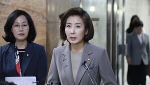 나경원, 댓글국적 표기 의무화 법안 추진… 과잉규제 논란 불가피