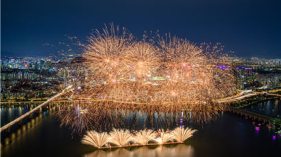 서울세계불꽃축제 100만명 밀집 초긴장…여의동로 전면 통제