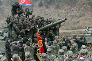 [이슈] 남북 연결 도로 파괴한 북한...'러시아 파병설' 북-러 군사동맹 현실화 우려