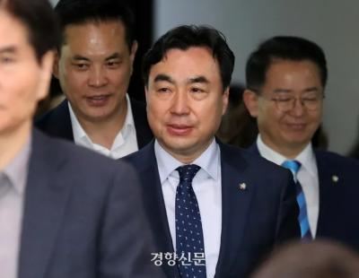 입법로비 혐의 대표 “윤관석 골프 회동, 후원금 인정…조건부 아냐”